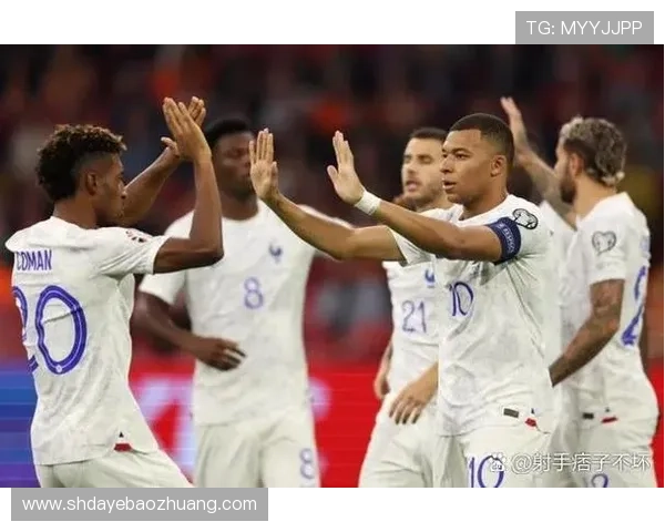 从草根到巨星足球明星的励志电影解说与人生启示