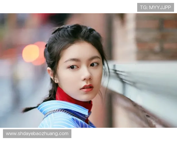 足球明星小豆的成长历程与辉煌成就揭秘