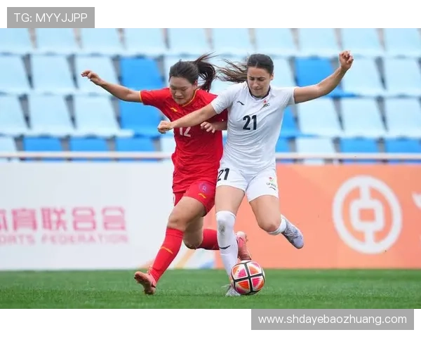 外国人热唱足球明星歌曲展现全球足球文化魅力与激情 外国人热唱足球明星歌曲展现全球足球文化魅力与激情