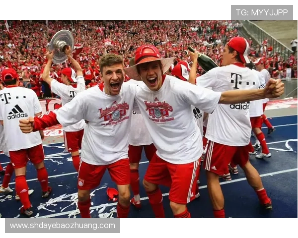 尊重足球明星的背后故事与他们对足球的热爱与奉献